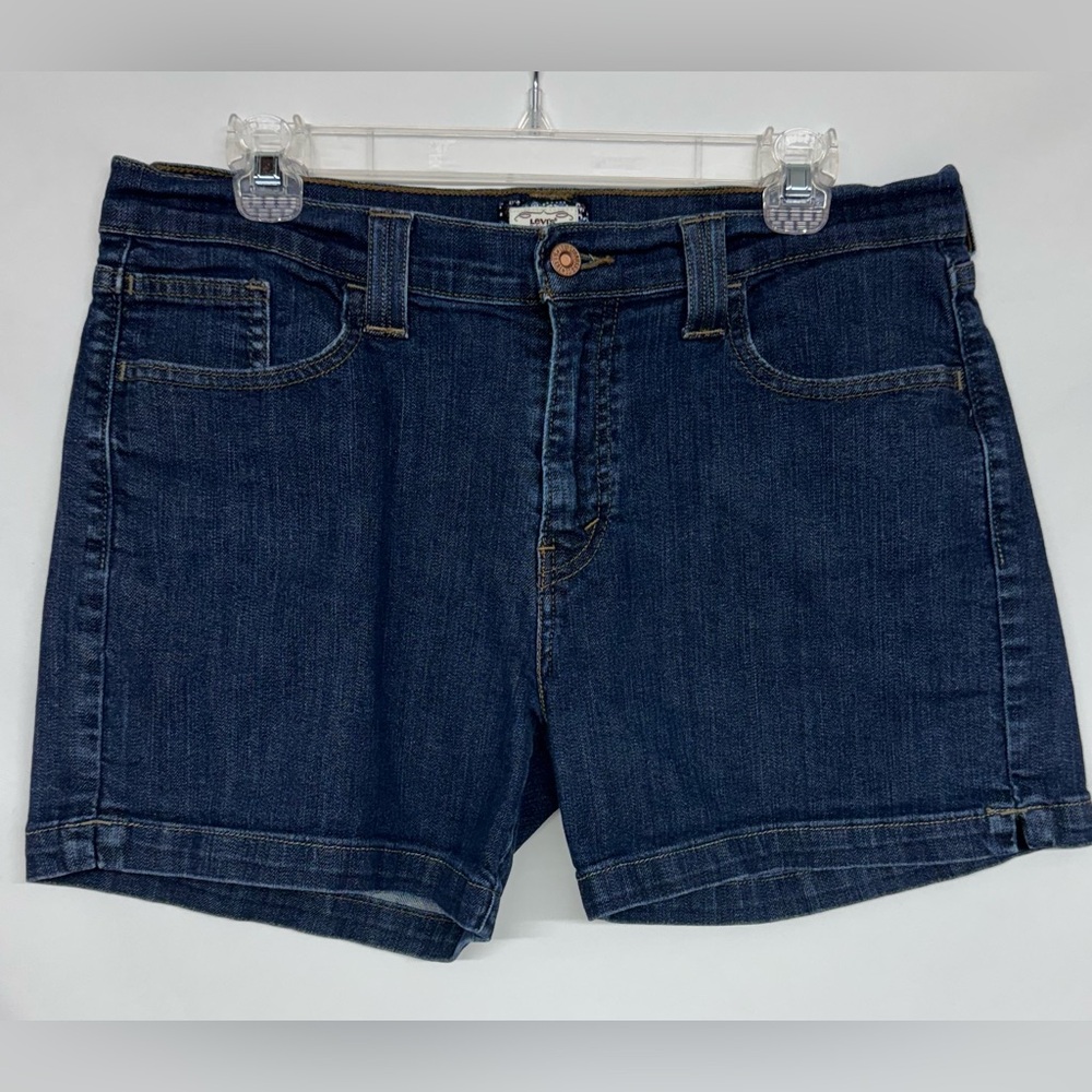 Levi's 515 Red Tab Dark Wash Mid-Rise Denim Blue Jean Shorts Size 12